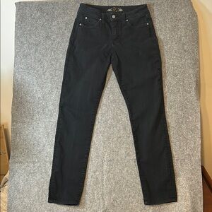 Miraclebody Black Denim Jeans Women’s Size 4 Straight Leg